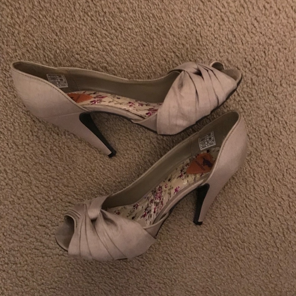 Rocketdog Peep Toe Heels